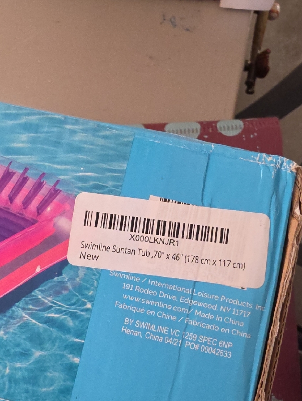 Pink Inflatable SunTanning Lounger - Picture 3 of 3